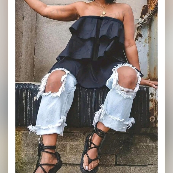 Ruffle Tube Top 🖤 - Picture 3 of 9